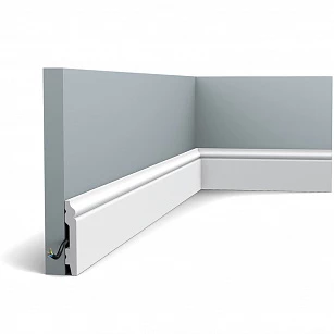 Плинтус из дюрополимера Orac Decor SX165 2000х69х11 в интерьере