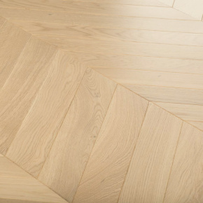 Паркет Елка Французская Lab Arte Chevron Дуб Натур 2006 лак 600/490х110х14/3/45° в интерьере