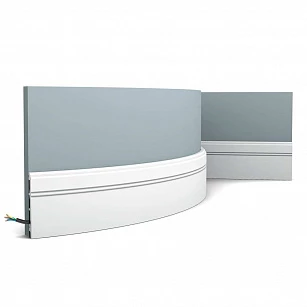 Плинтус из дюрополимера Orac Decor SX105F 2000х108х13 в интерьере